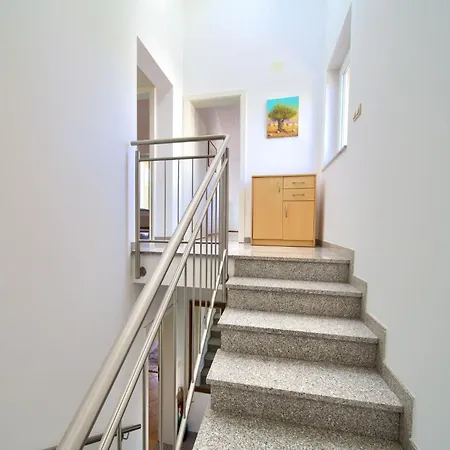 Bernarda By Interhome * Kornic