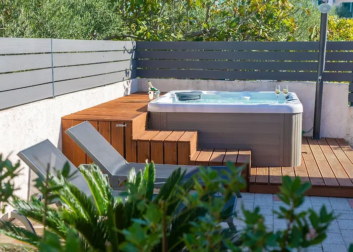 Bernarda By Interhome